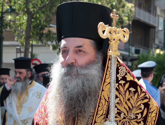 ΣΕΒΑΣΜΙΩΤΑΤΟΣ ΠΕΙΡΑΙΩΣ ΣΕΡΑΦΕΙΜ: «ΣΧΙΣΜΑΤΙΚΟΙ ΟΙ ΙΕΡΕΙΣ ΠΟΥ ΕΙΝΑΙ ΕΝΑΝΤΙΟΙ ΣΤΟΝ ΕΜΒΟΛΙΑΣΜΟ»