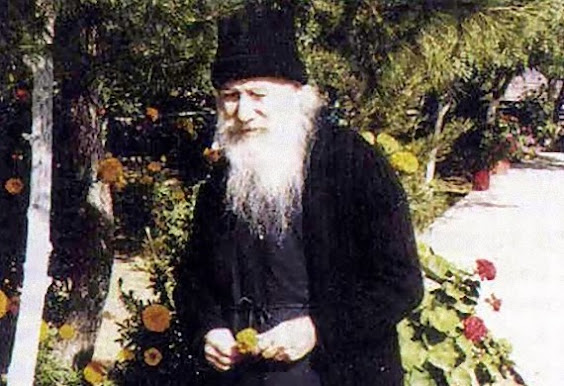 ΘΕΛΕΙ ΔΟΥΛΕΙΑ ΠΟΛΛΗ!