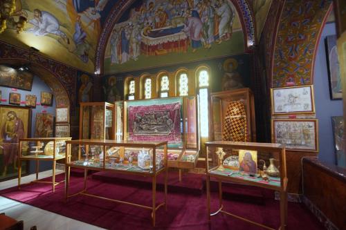Εγκαίνια-κειμηλιαρχείου-Ιερού-Ναού-1952023 03