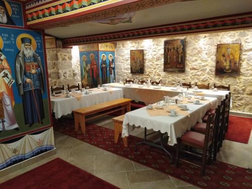 Επίσκεψη-Μακαριωτάτου-Αρχιεπισκόπου-Αθηνών-κ-Ιερωνύμου 27